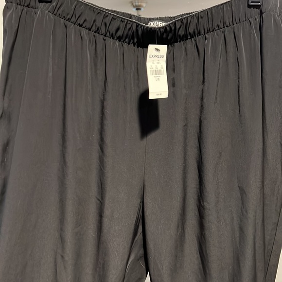 Express Black balloon pants - Picture 2 of 3